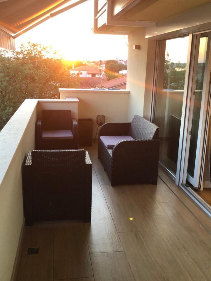 Sunny Apartment Ana Medulin Exterior foto
